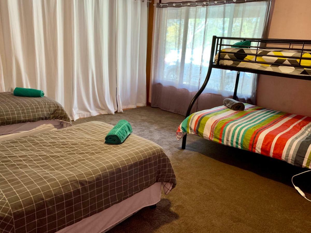 Bee'S Place - 3 Bedroom Home On 10 Acres Of Land With Distant Ocean Views Emu Bay Exteriör bild