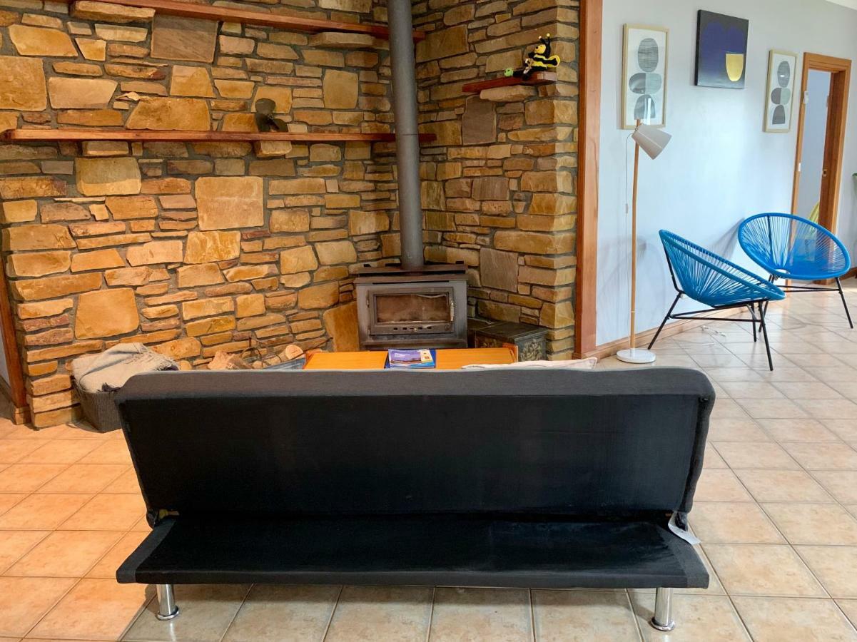 Bee'S Place - 3 Bedroom Home On 10 Acres Of Land With Distant Ocean Views Emu Bay Exteriör bild